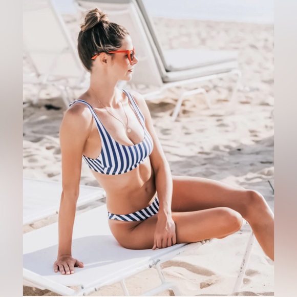 NEW! Kenny Flowers The Hamptons Navy Striped Sporty Bikini Bottom XS, M, L - Picture 2 of 14